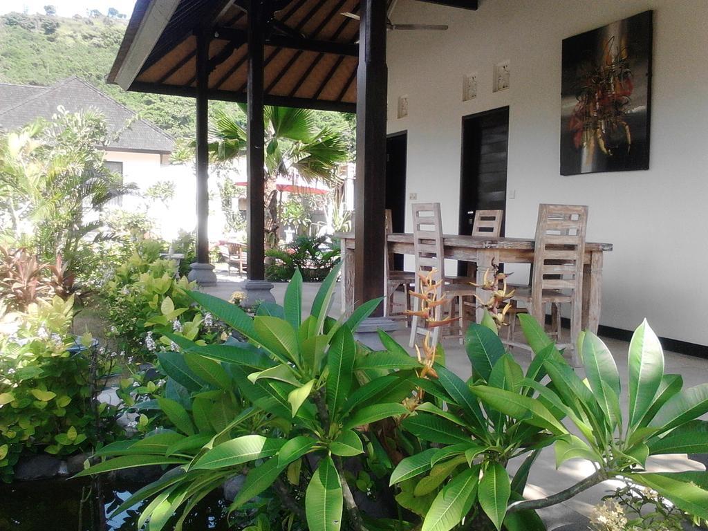 Taman Dewi Sri Villa Et Bungalow Pemuteran Kültér fotó