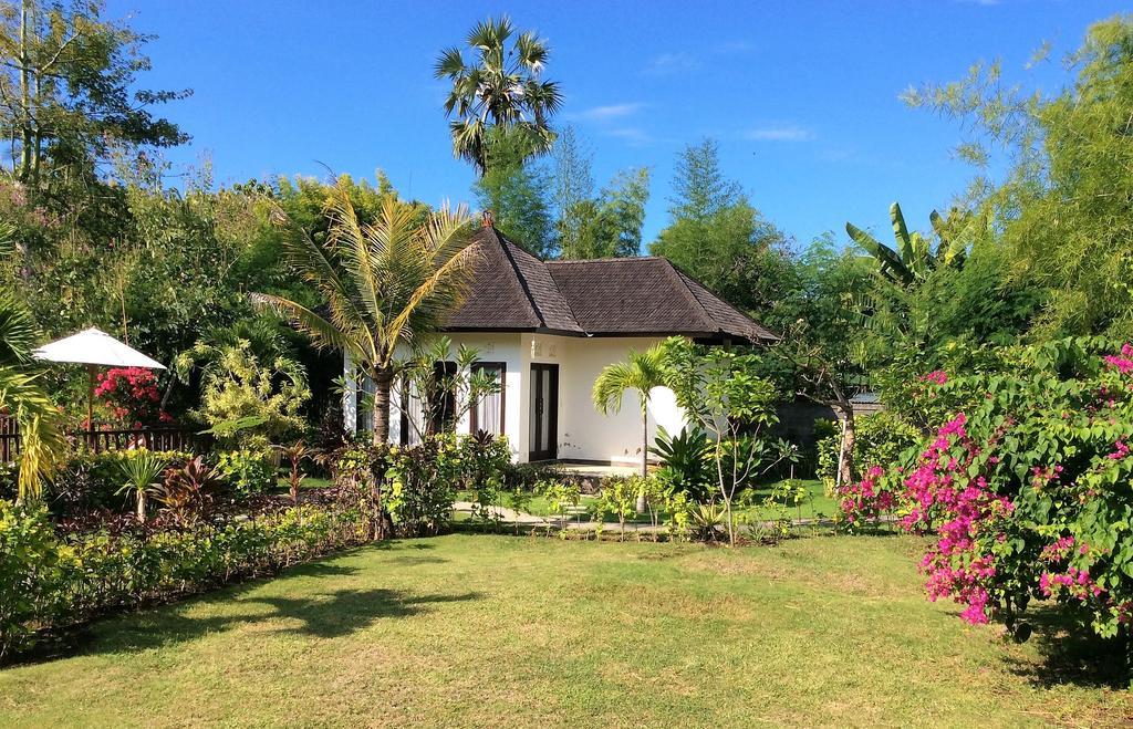 Taman Dewi Sri Villa Et Bungalow Pemuteran Kültér fotó