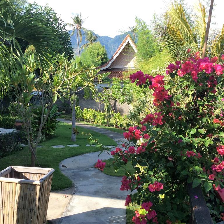 Taman Dewi Sri Villa Et Bungalow Pemuteran Kültér fotó