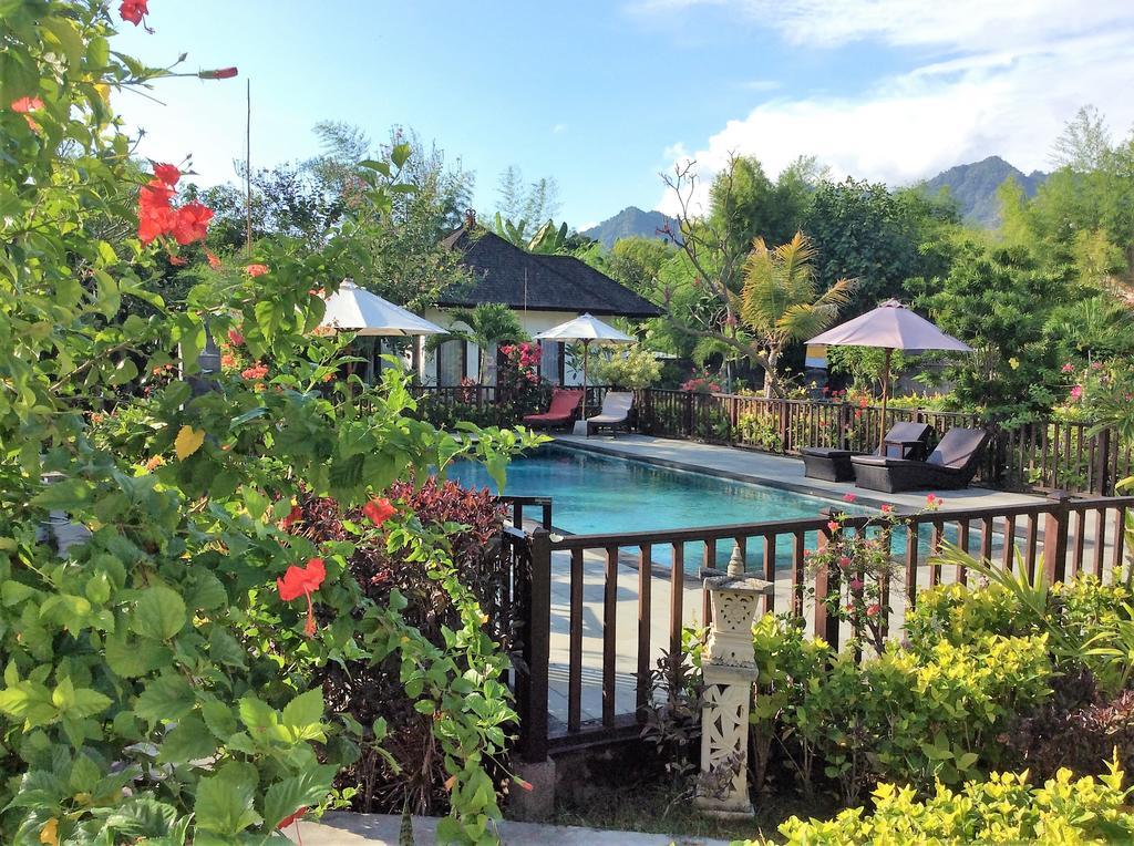 Taman Dewi Sri Villa Et Bungalow Pemuteran Kültér fotó